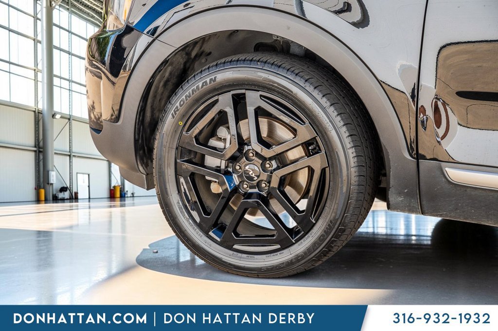 Used 2023 Kia Telluride SX X-Line AWD/4WD image 42