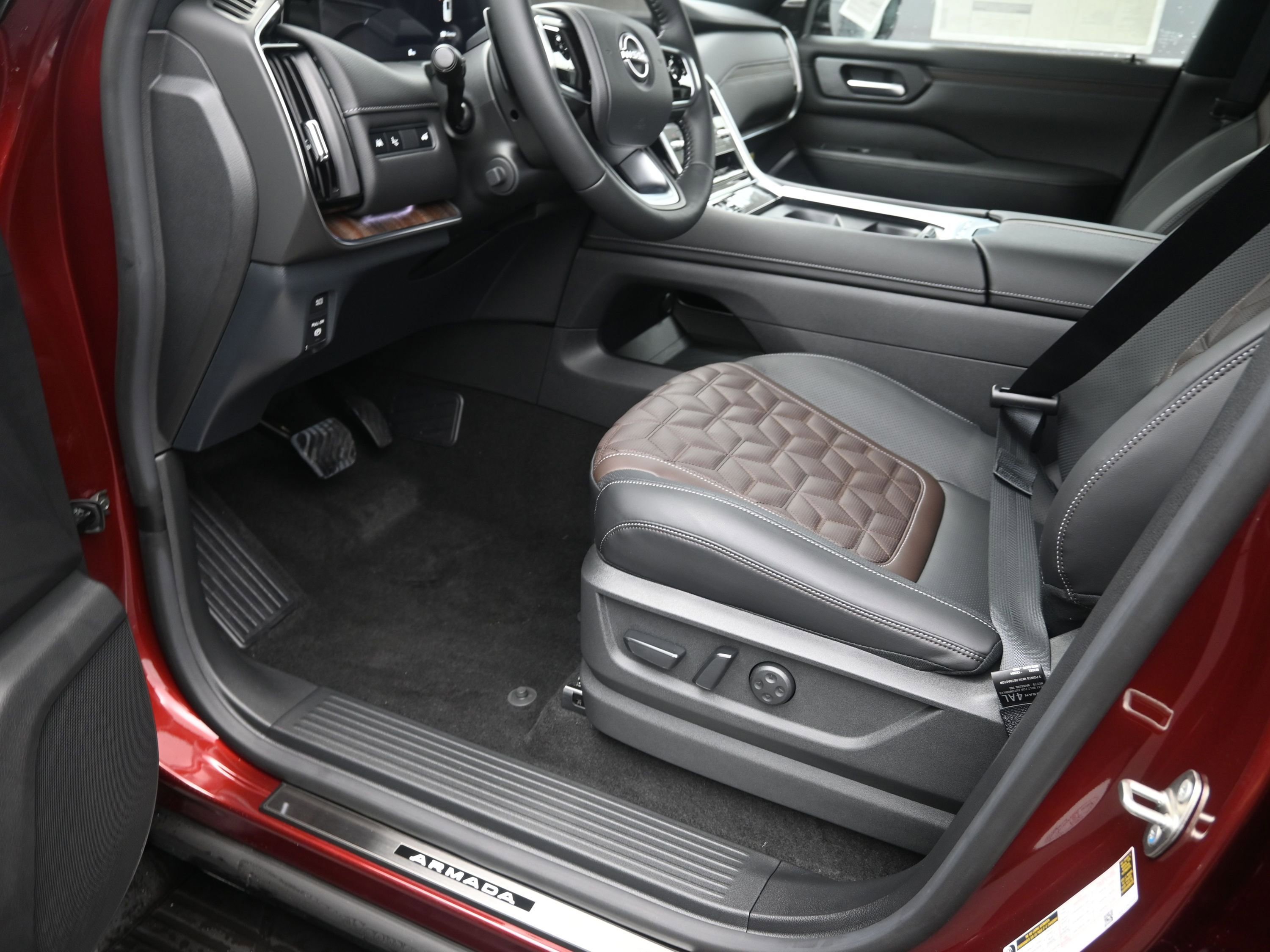 New 2026 Nissan Armada Platinum image 12