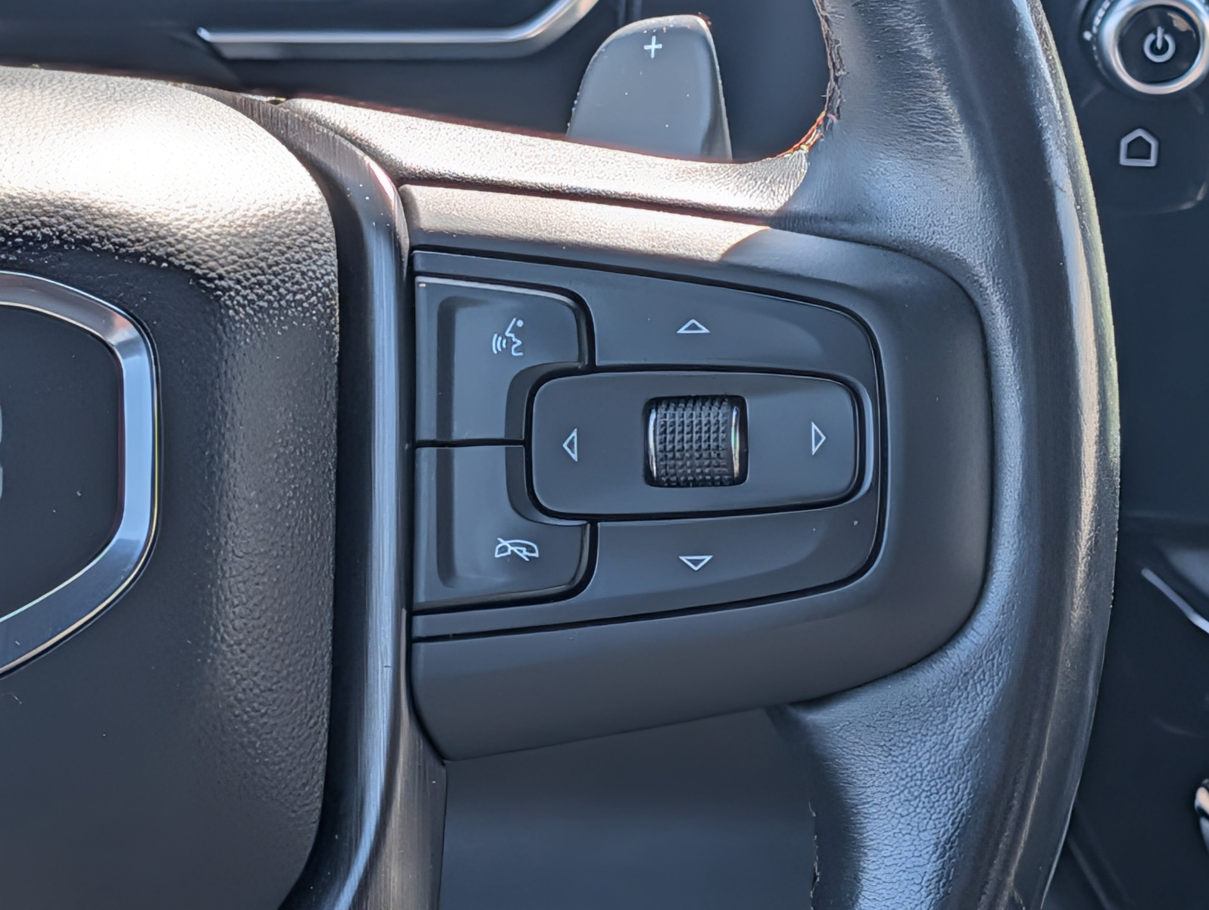 Used 2022 GMC Sierra 1500 AT4 w/ Technology Package image 20