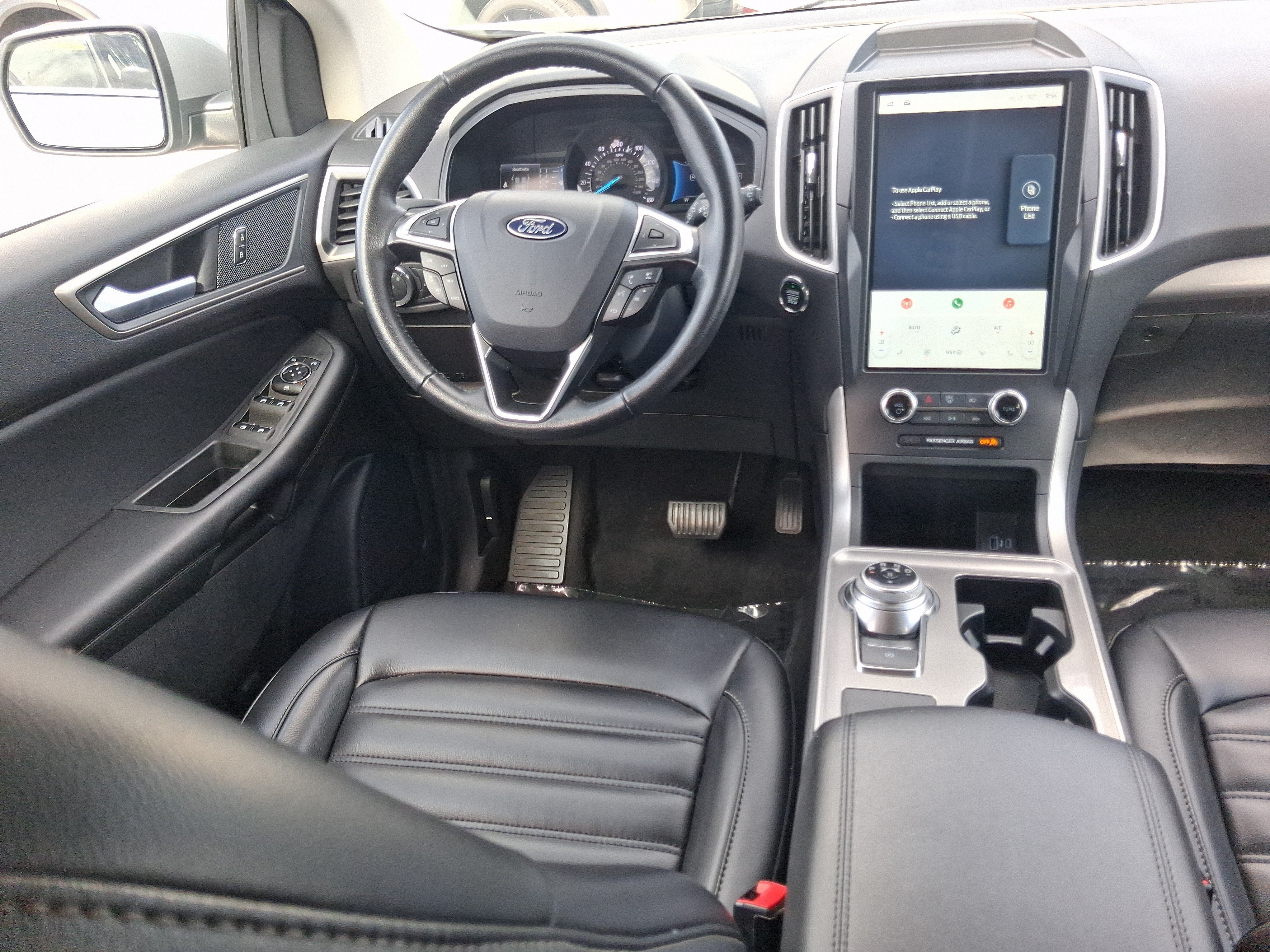 Used 2024 Ford Edge SEL AWD/4WD image 8