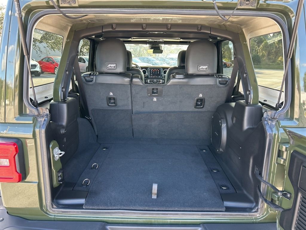 Used 2022 Jeep Wrangler Unlimited Rubicon w/ Trailer Tow Package image 60