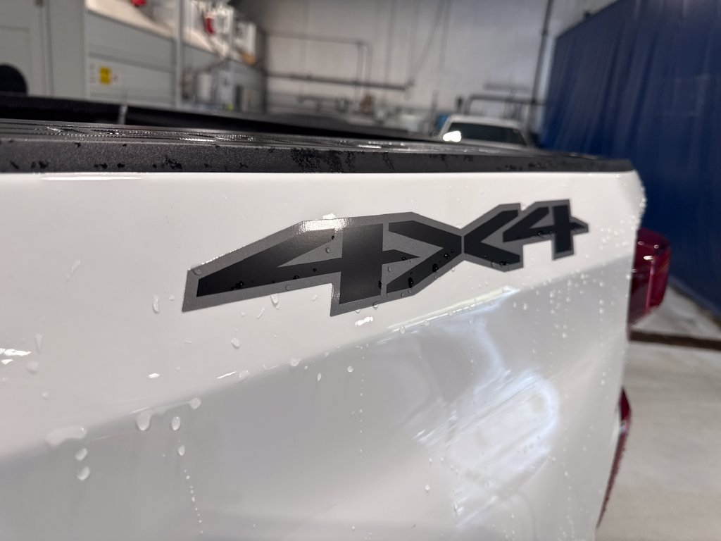 New 2026 Chevrolet Silverado 1500 RST w/ Dark Appearance Package AWD/4WD image 52