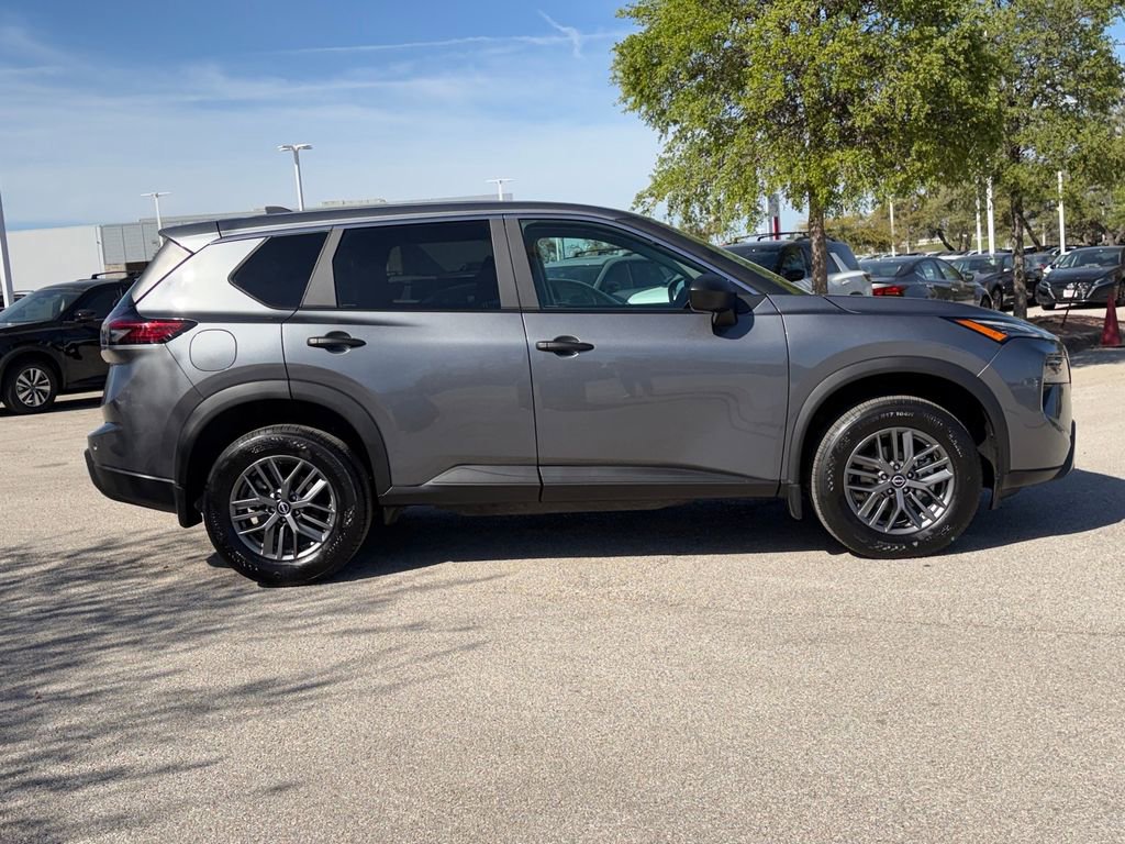 Used 2026 Nissan Rogue S image 4
