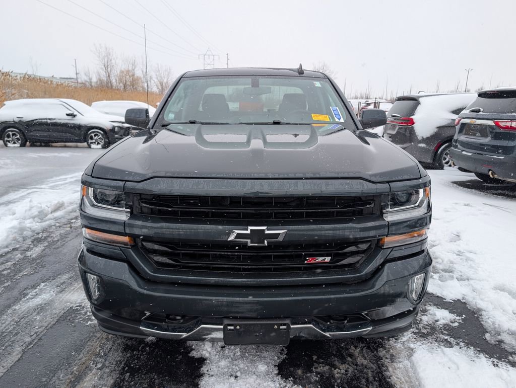 Used 2019 Chevrolet Silverado 1500 LT w/ All Star Edition image 2