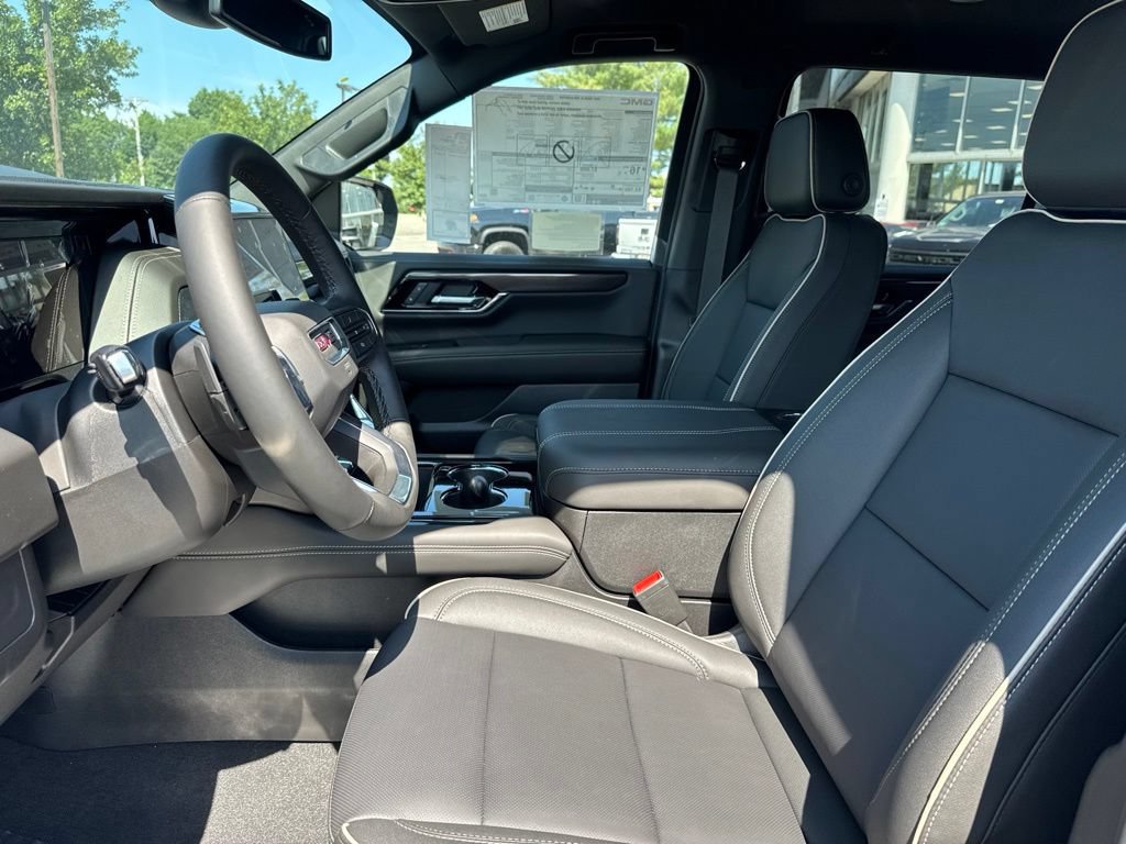 New 2026 GMC Yukon XL Elevation w/ LPO, Floor Liner Package AWD/4WD image 16