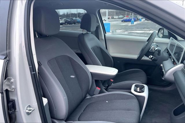 Certified 2024 Hyundai Ioniq 5 SE image 8