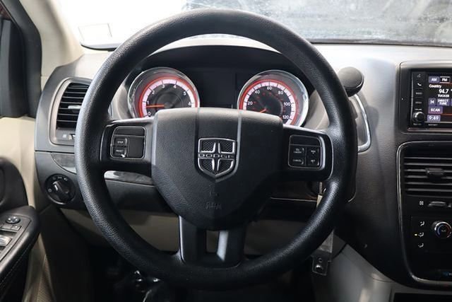 Used 2019 Dodge Grand Caravan SE image 29