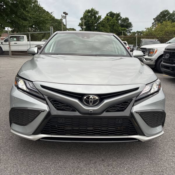 Used 2021 Toyota Camry XSE w/ Navigation Package FWD image 13