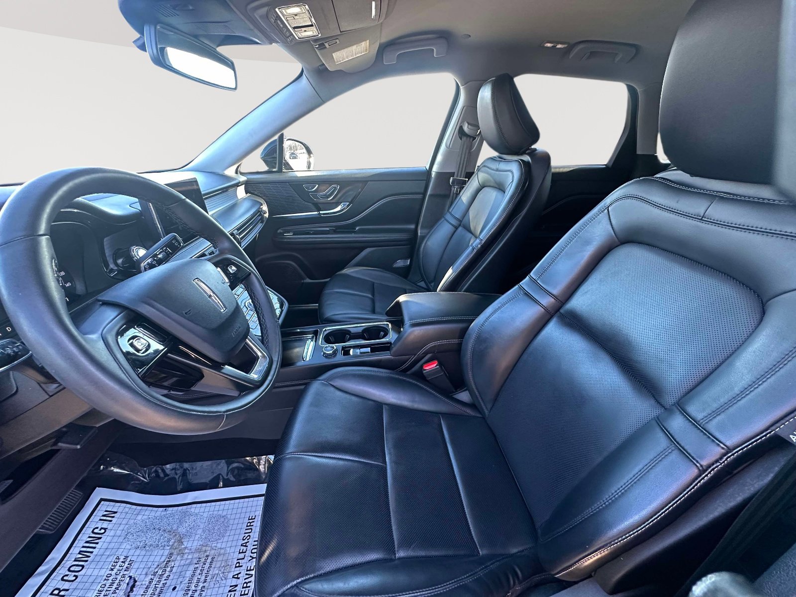 Used 2022 Lincoln Corsair AWD w/ Equipment Group 101A image 24