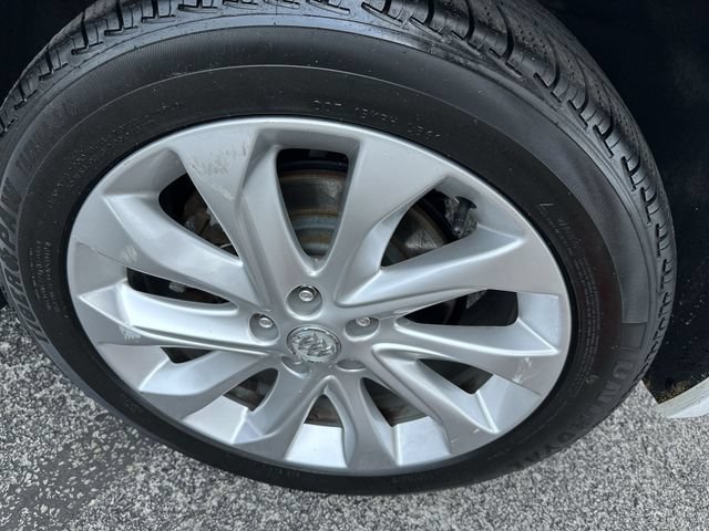 Used 2017 Buick Envision Premium AWD/4WD image 21