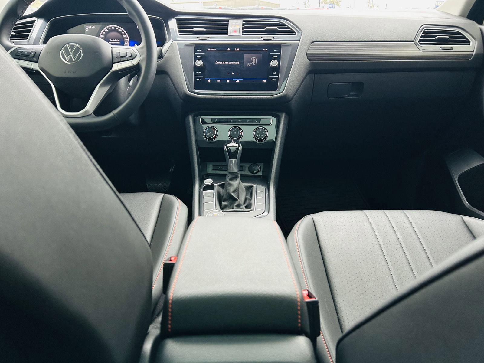 Used 2024 Volkswagen Tiguan Wolfsburg Edition w/ Panoramic Sunroof Package image 24