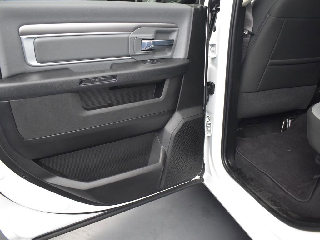 Used 2022 RAM 1500 Classic SLT image 37