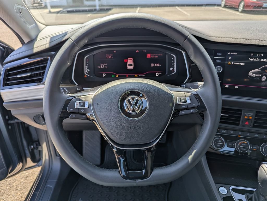 Used 2020 Volkswagen Jetta SEL FWD image 13