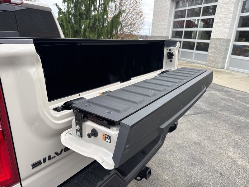 Certified 2026 Chevrolet Silverado 1500 ZR2 w/ ZR2 Bison Edition image 51