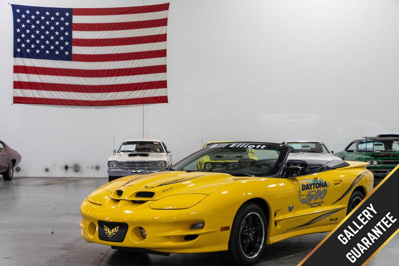 Used 2002 Pontiac Firebird Trans Am image 1