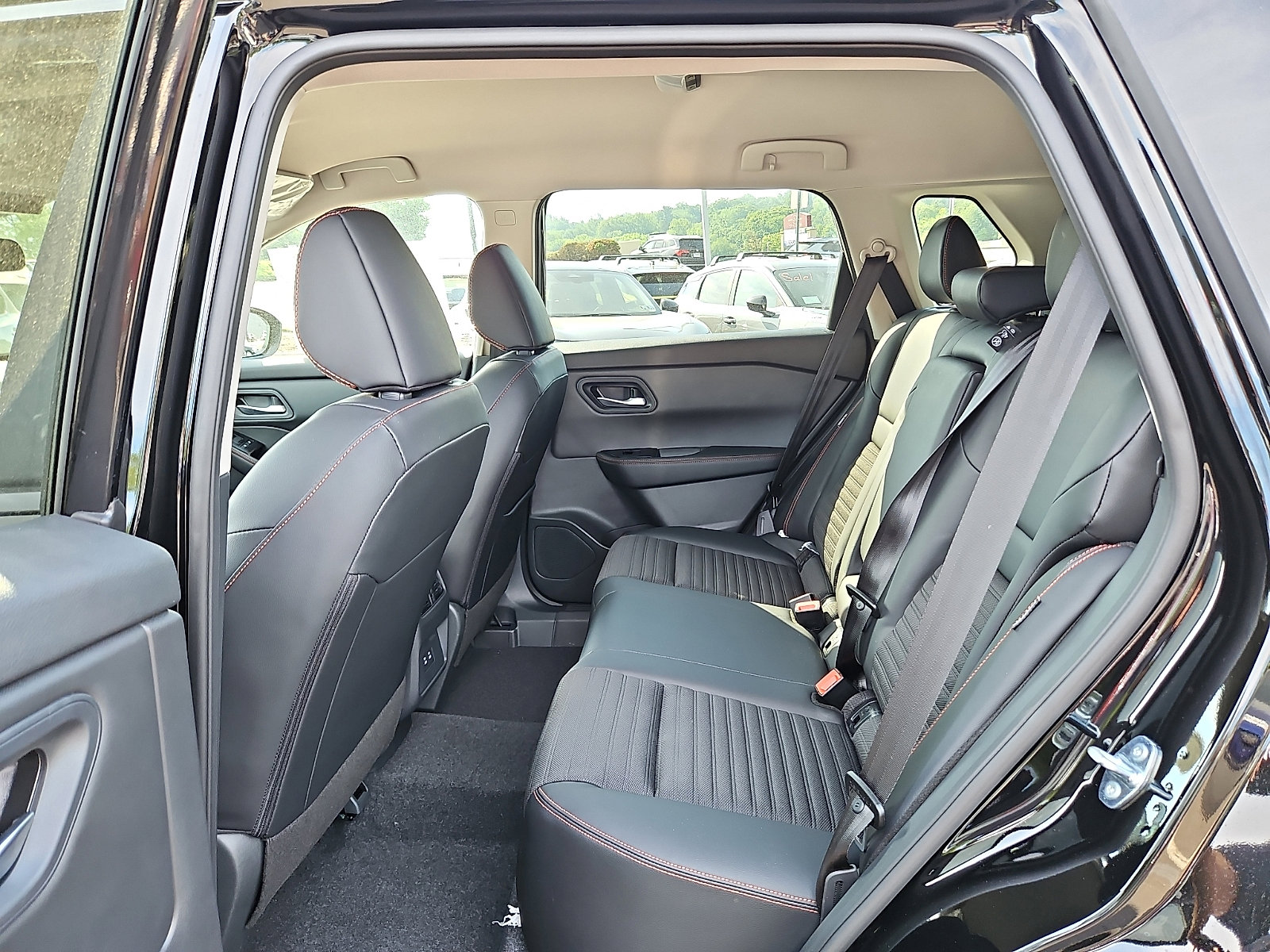 New 2026 Nissan Rogue SV AWD/4WD image 8