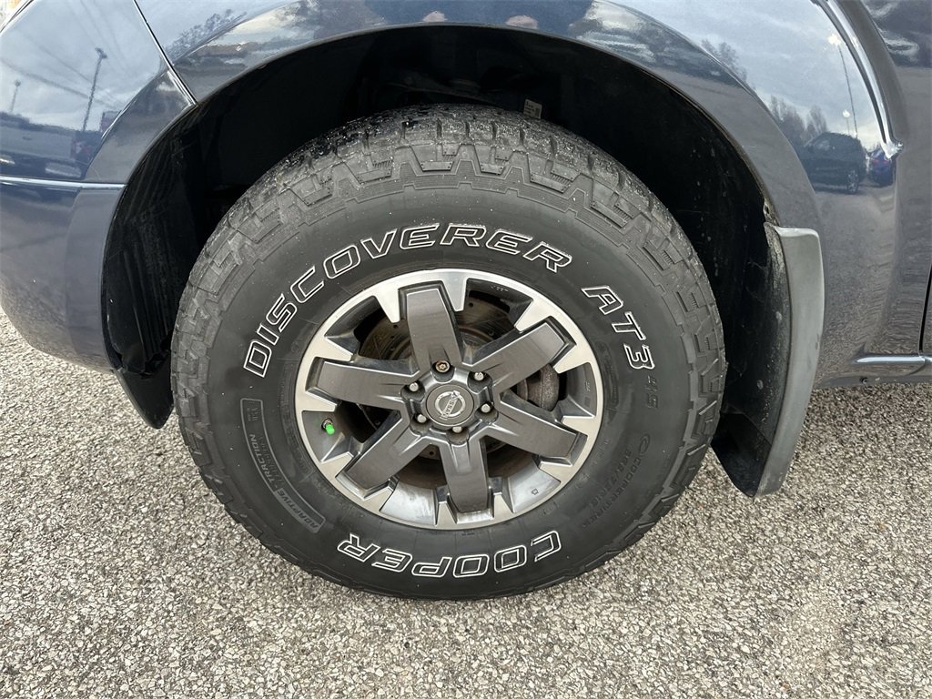 Used 2019 Nissan Frontier PRO-4X image 10