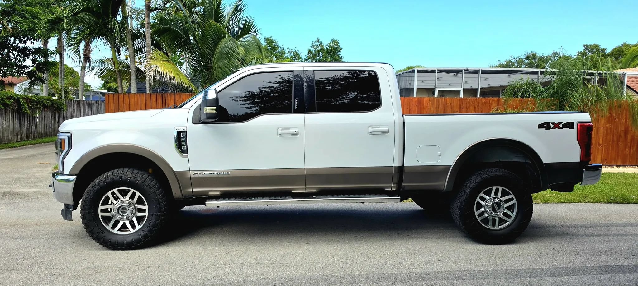 Used 2019 Ford F250 Lariat w/ Lariat Value Package AWD/4WD image 9