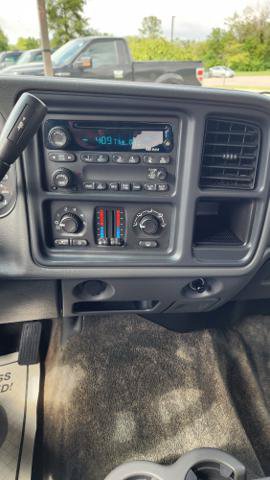 Used 2003 Chevrolet Avalanche 4x4 w/ Suspension Package, Off-Road image 18