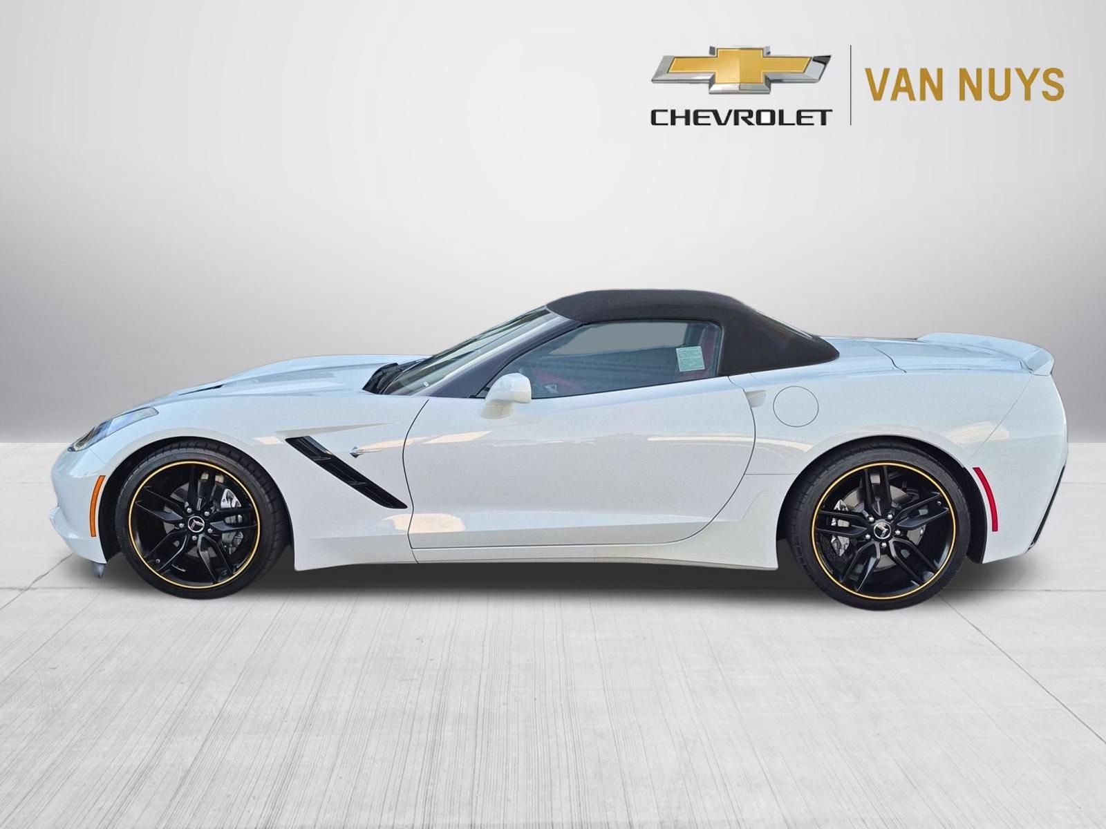 Used 2017 Chevrolet Corvette Stingray Convertible w/ 3LT Preferred Equipment Group RWD image 8