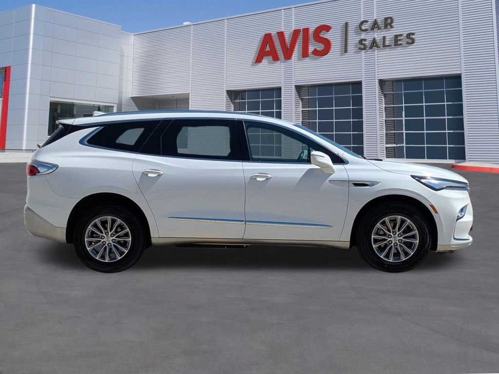 Used 2024 Buick Enclave Premium AWD/4WD image 5