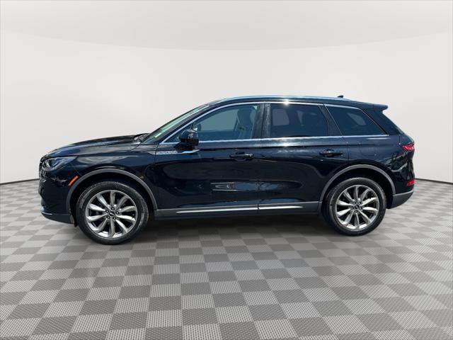 Used 2022 Lincoln Corsair AWD w/ Premium Package image 6