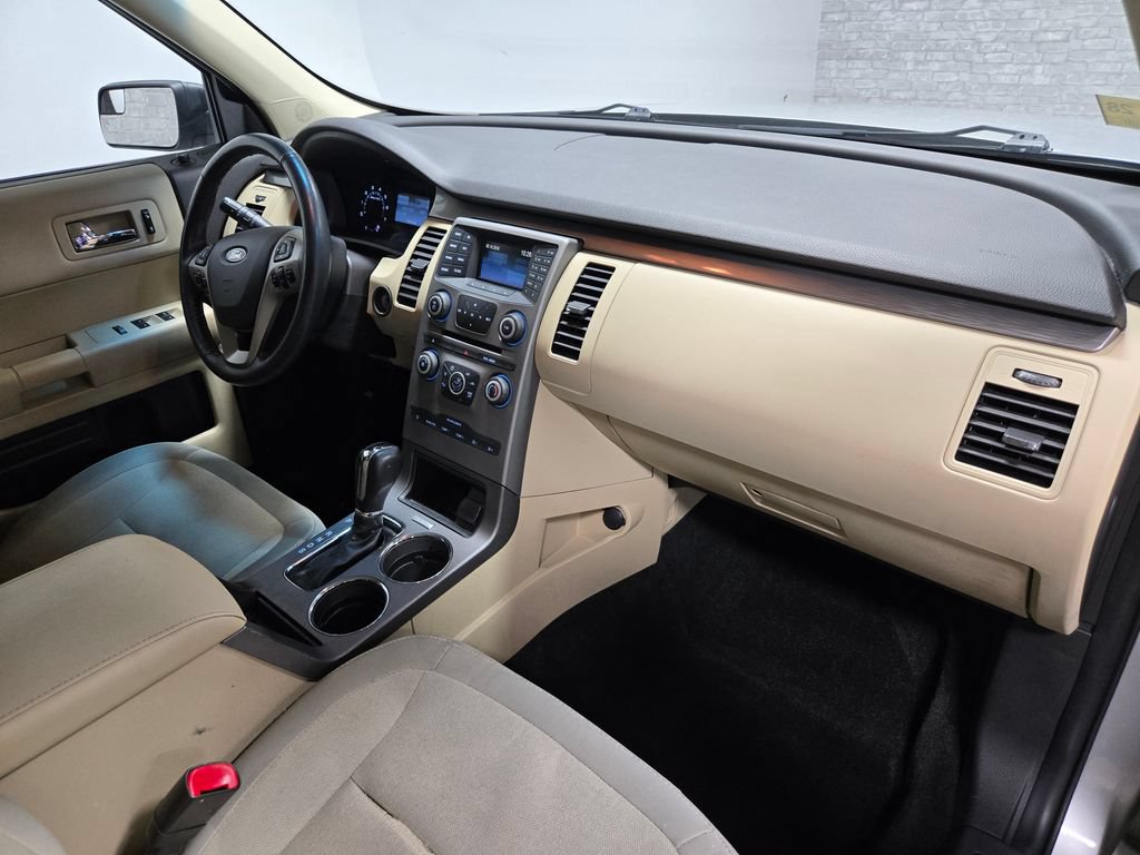 Used 2019 Ford Flex SE FWD image 54