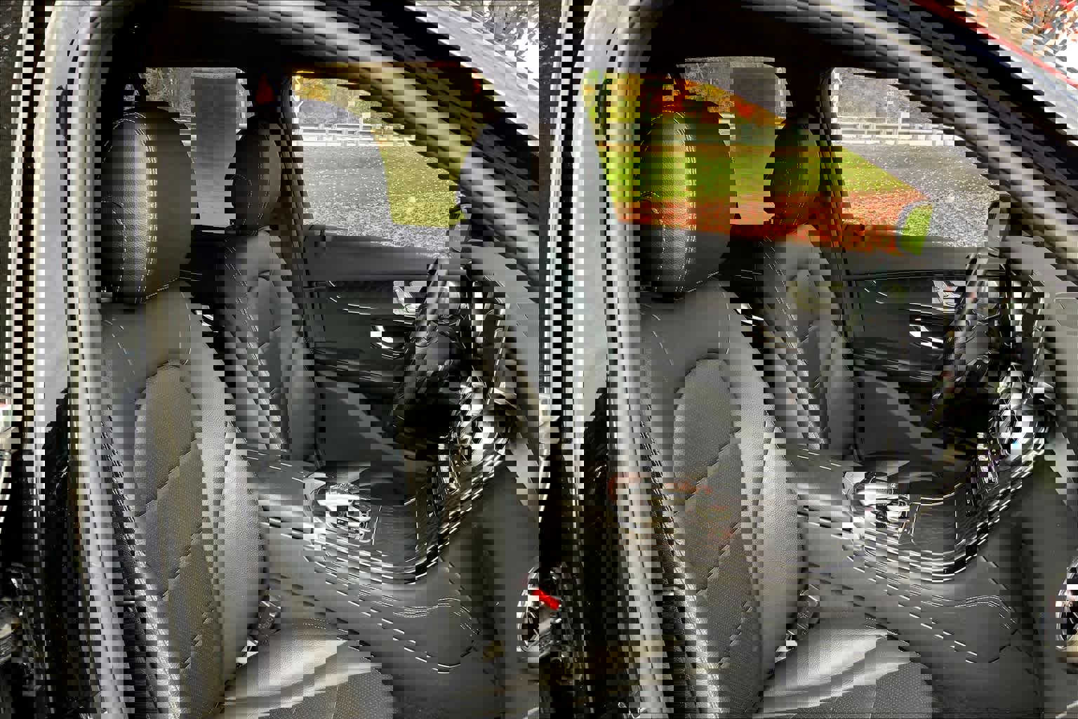 Used 2017 Mercedes-Benz GLC 300 4MATIC image 7