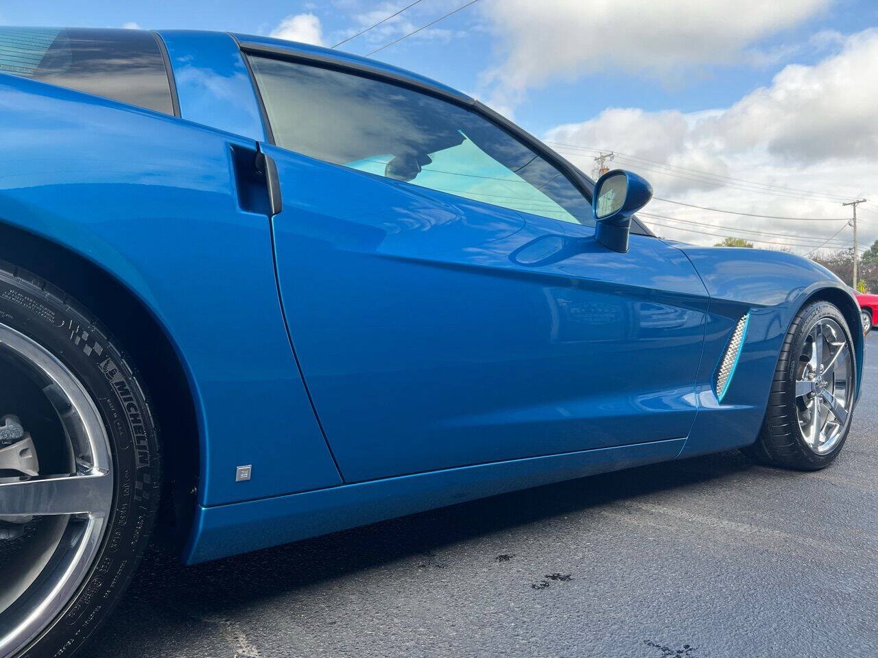 Used 2008 Chevrolet Corvette Coupe w/ Preferred Equipment Group RWD image 26