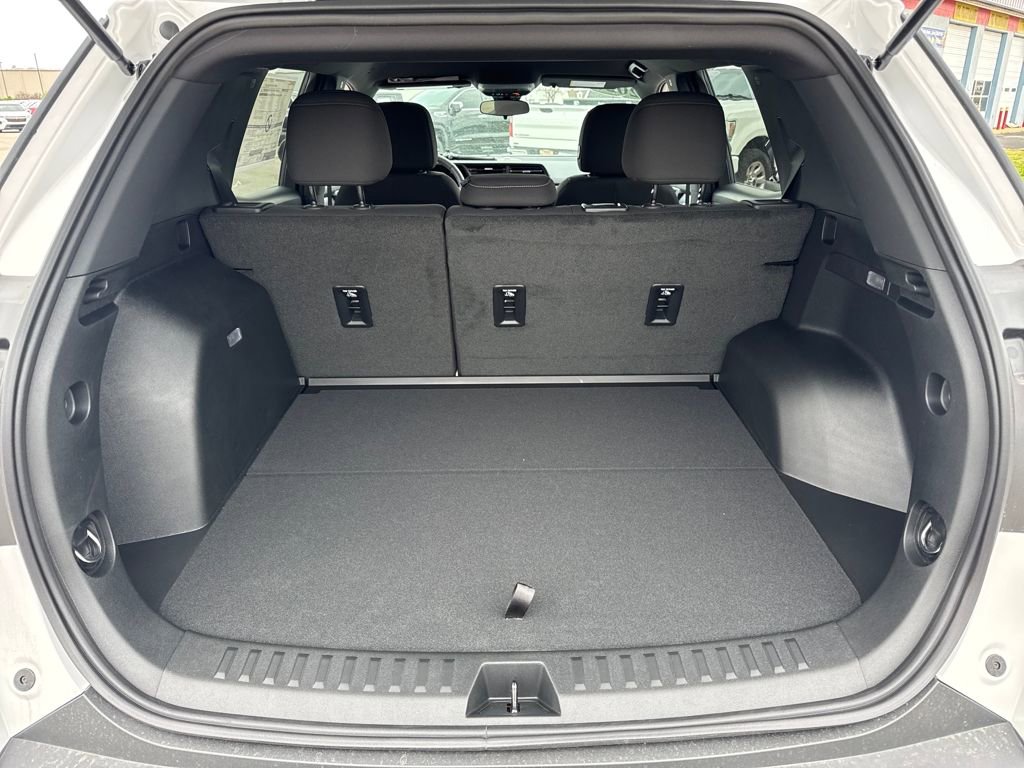 New 2026 GMC Terrain Elevation w/ Black Edition FWD image 12