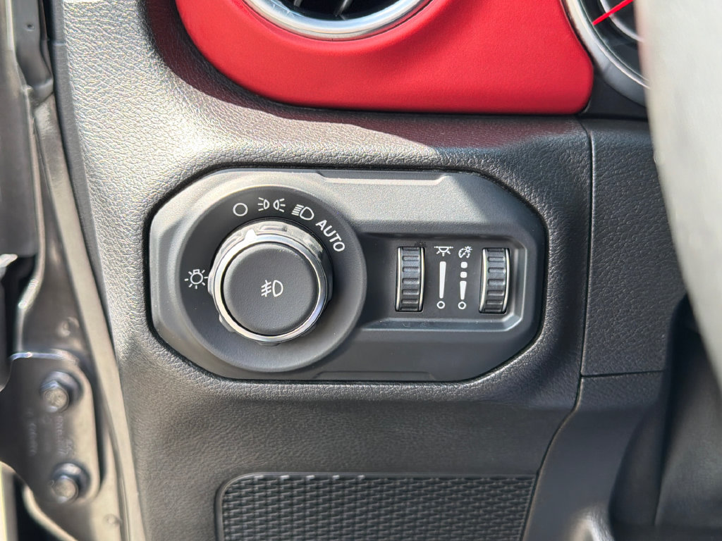 Used 2019 Jeep Wrangler Unlimited Rubicon AWD/4WD image 20