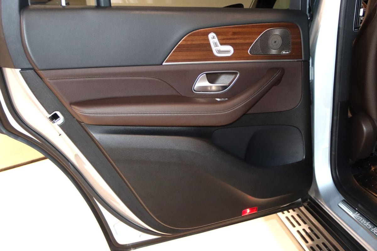 Used 2023 Mercedes-Benz GLS 450 4MATIC image 62