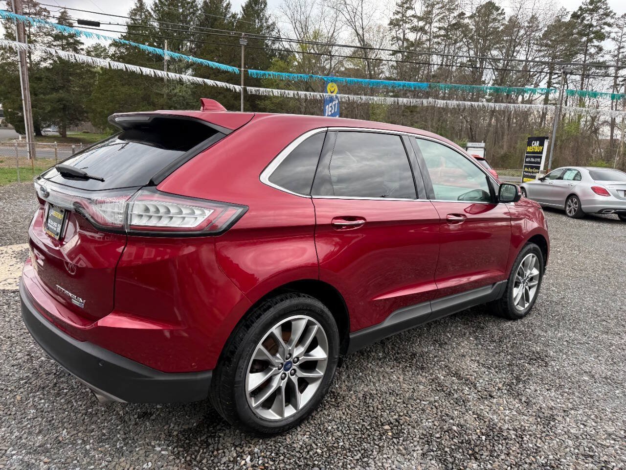 Used 2018 Ford Edge Titanium w/ Equipment Group 302A AWD/4WD image 15