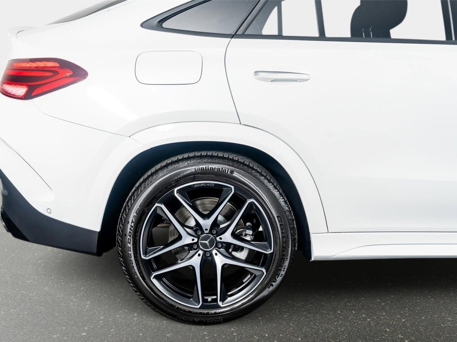 Used 2025 Mercedes-Benz GLE 53 AMG 4MATIC Coupe image 8