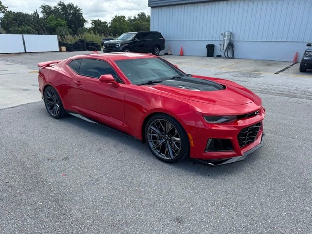 Used 2023 Chevrolet Camaro ZL1 RWD image 7