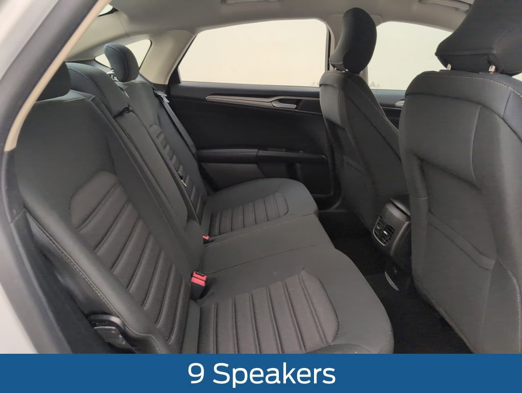 Used 2019 Ford Fusion SE image 16