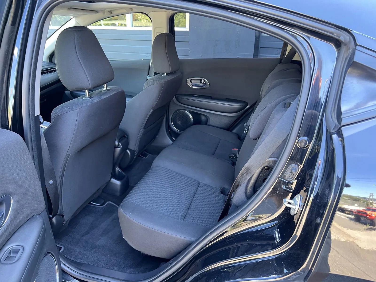 Used 2017 Honda HR-V EX image 13