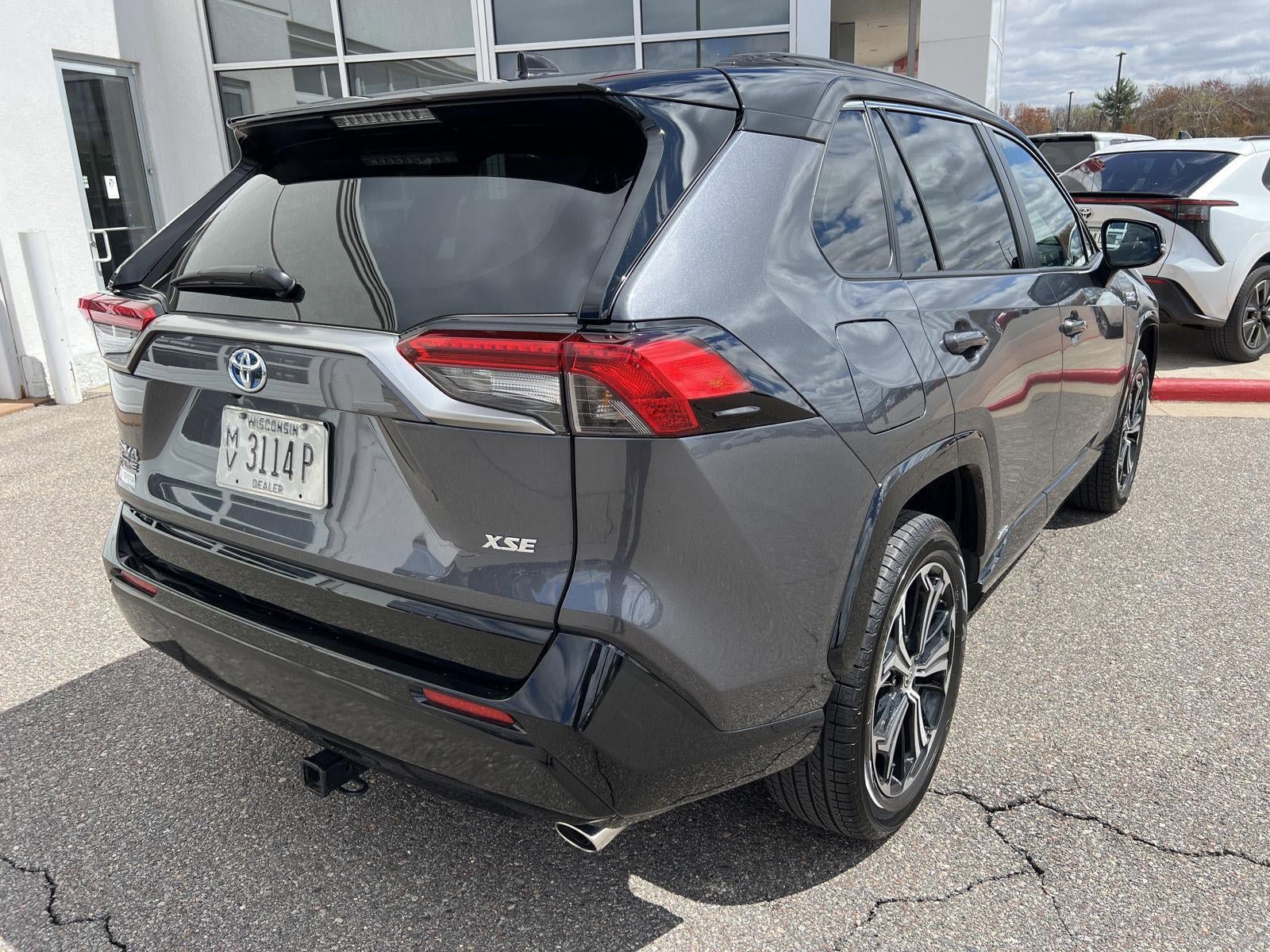 Used 2024 Toyota RAV4 XSE w/ Weather Package AWD/4WD image 12