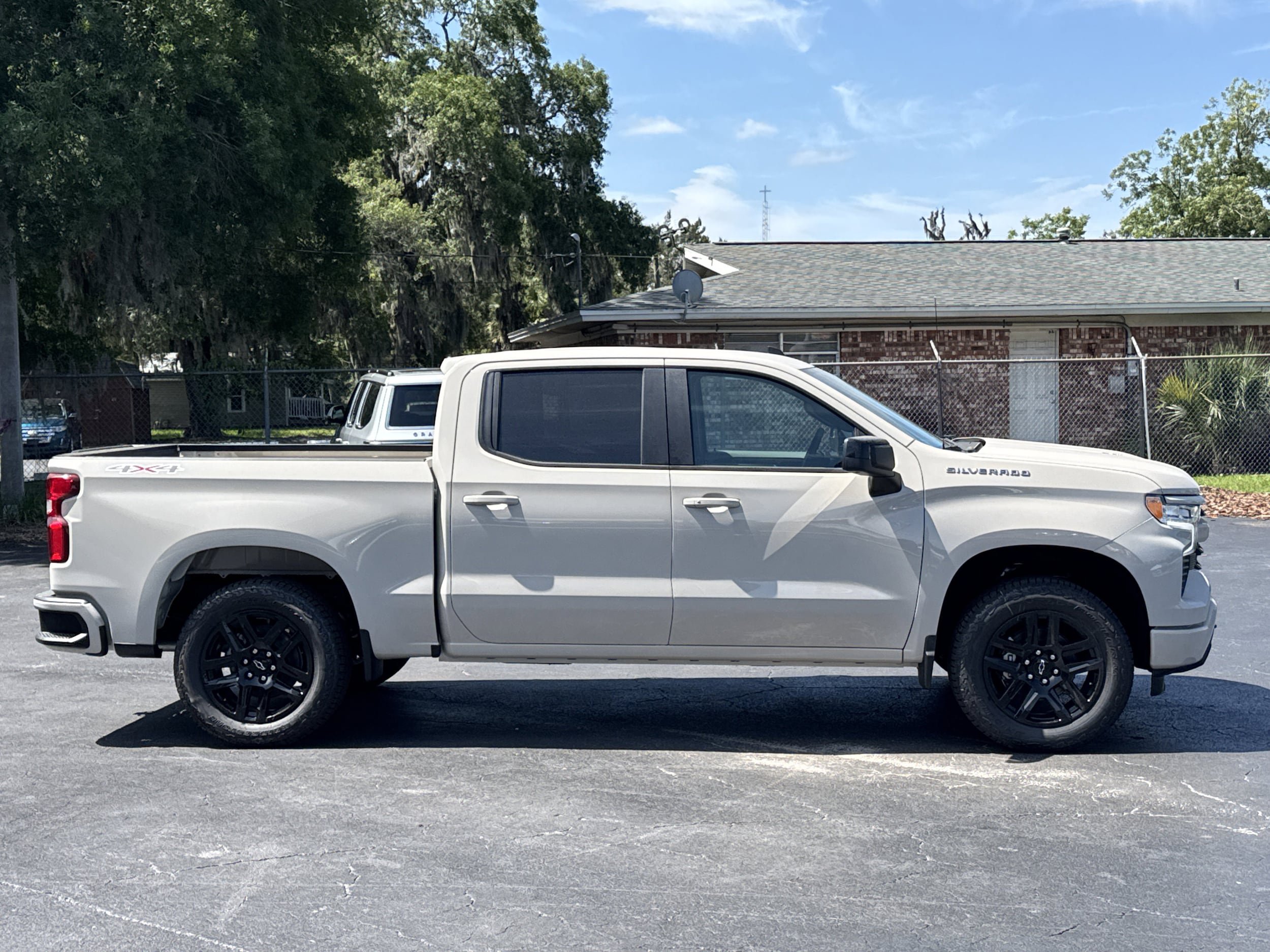 New 2026 Chevrolet Silverado 1500 RST w/ Convenience Package II AWD/4WD image 9