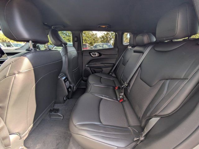 New 2026 Jeep Compass Latitude AWD/4WD image 12