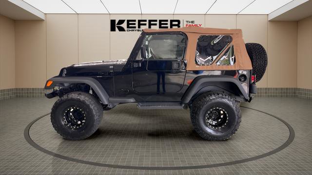 Used 2002 Jeep Wrangler Sport image 2