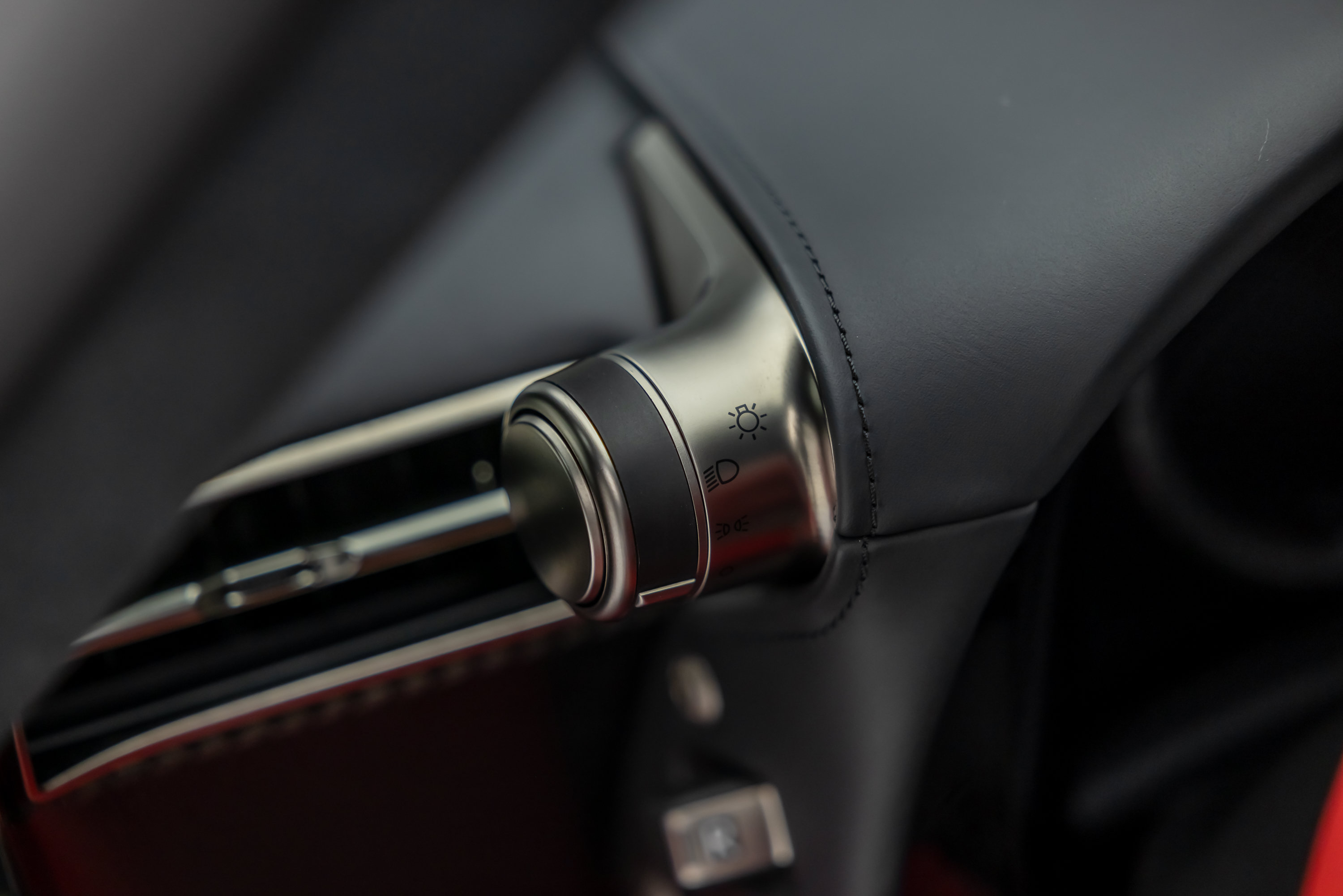 Used 2012 Lexus LFA RWD image 53