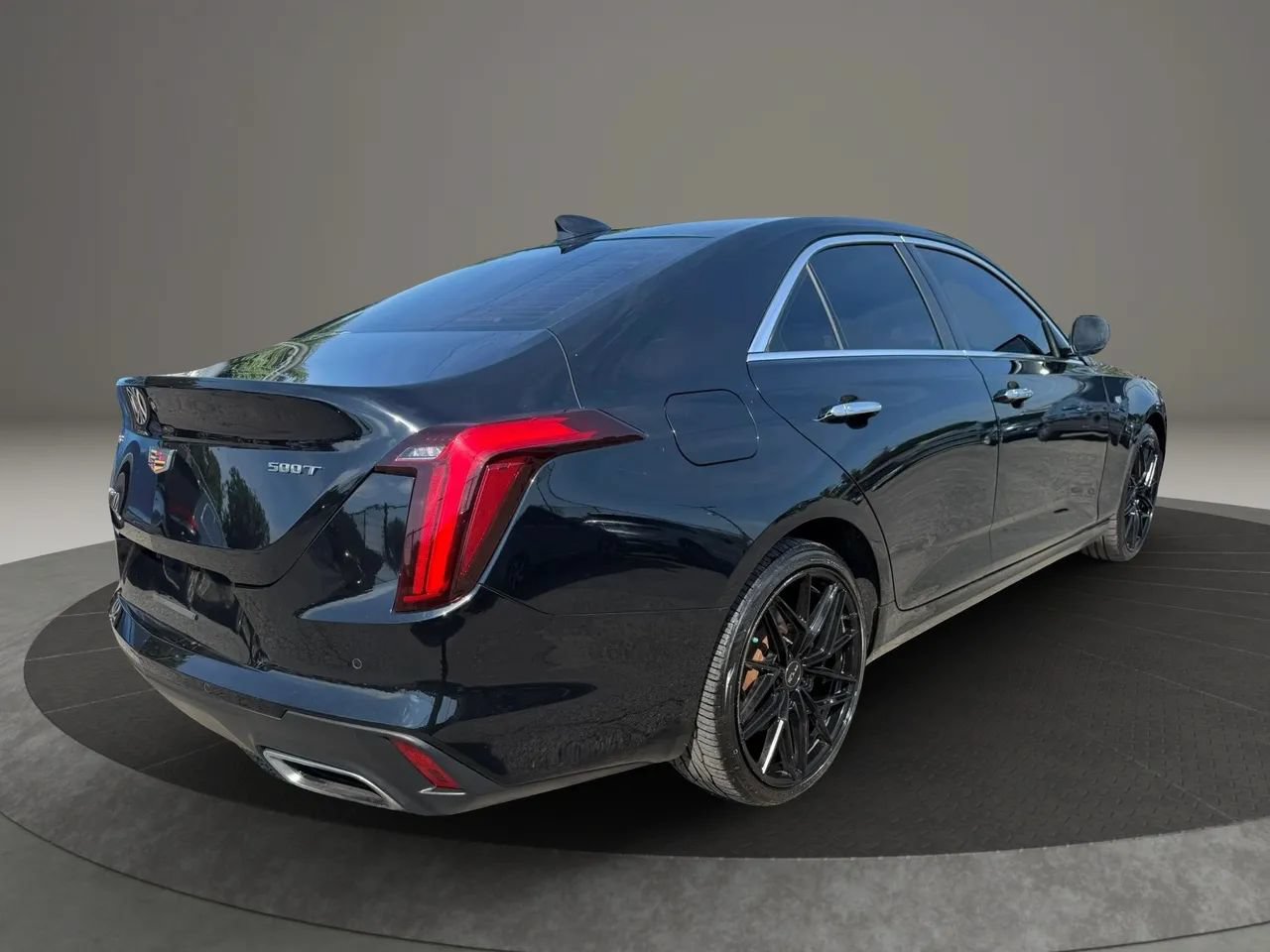 Used 2022 Cadillac CT4 Premium Luxury AWD/4WD image 4