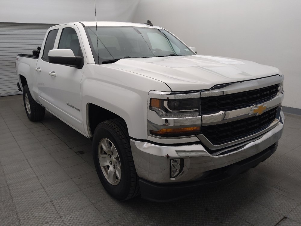 Used 2018 Chevrolet Silverado 1500 LT w/ All Star Edition AWD/4WD image 13
