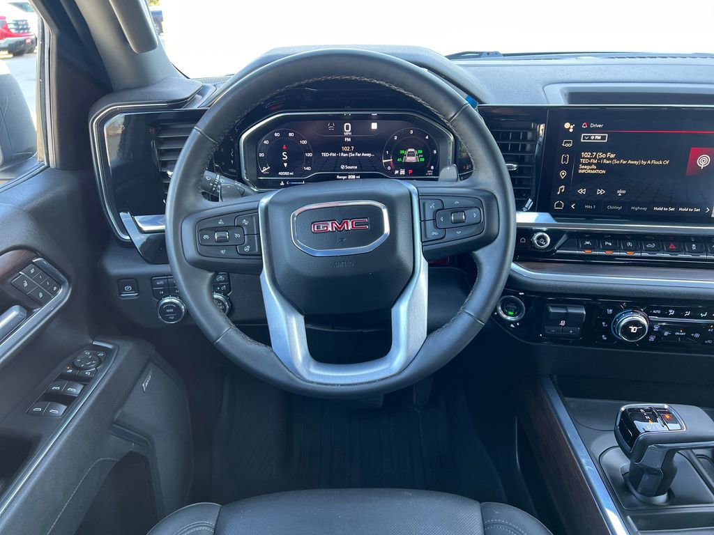 Certified 2025 GMC Sierra 1500 SLT w/ SLT Premium Plus Package AWD/4WD image 13