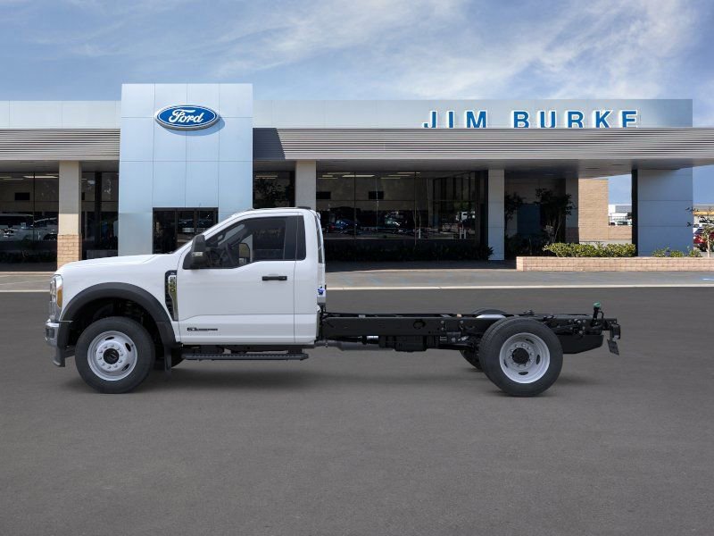 New 2026 Ford F550 4x4 Regular Cab Super Duty image 3
