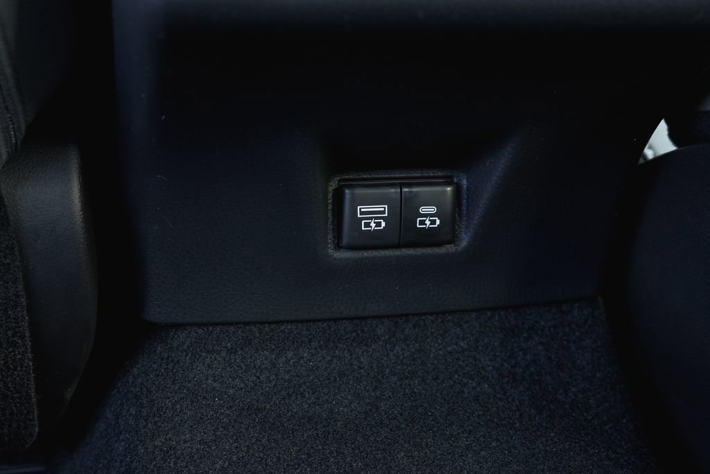 Used 2026 Toyota Camry SE w/ Convenience Package FWD image 29