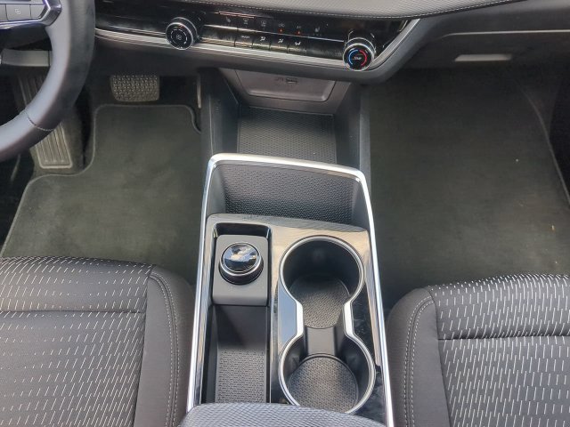 Used 2026 Chevrolet Equinox LT w/ Midnight Edition FWD image 21