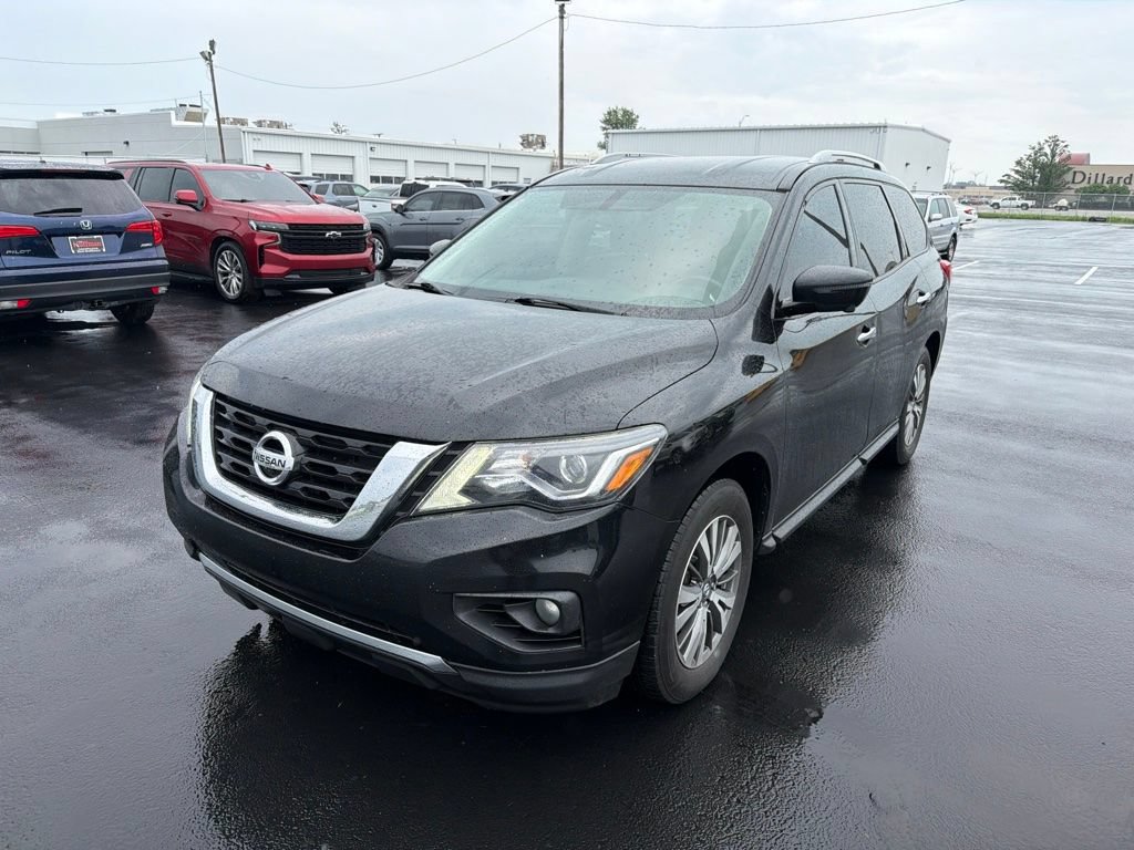 Used 2019 Nissan Pathfinder SL FWD image 3
