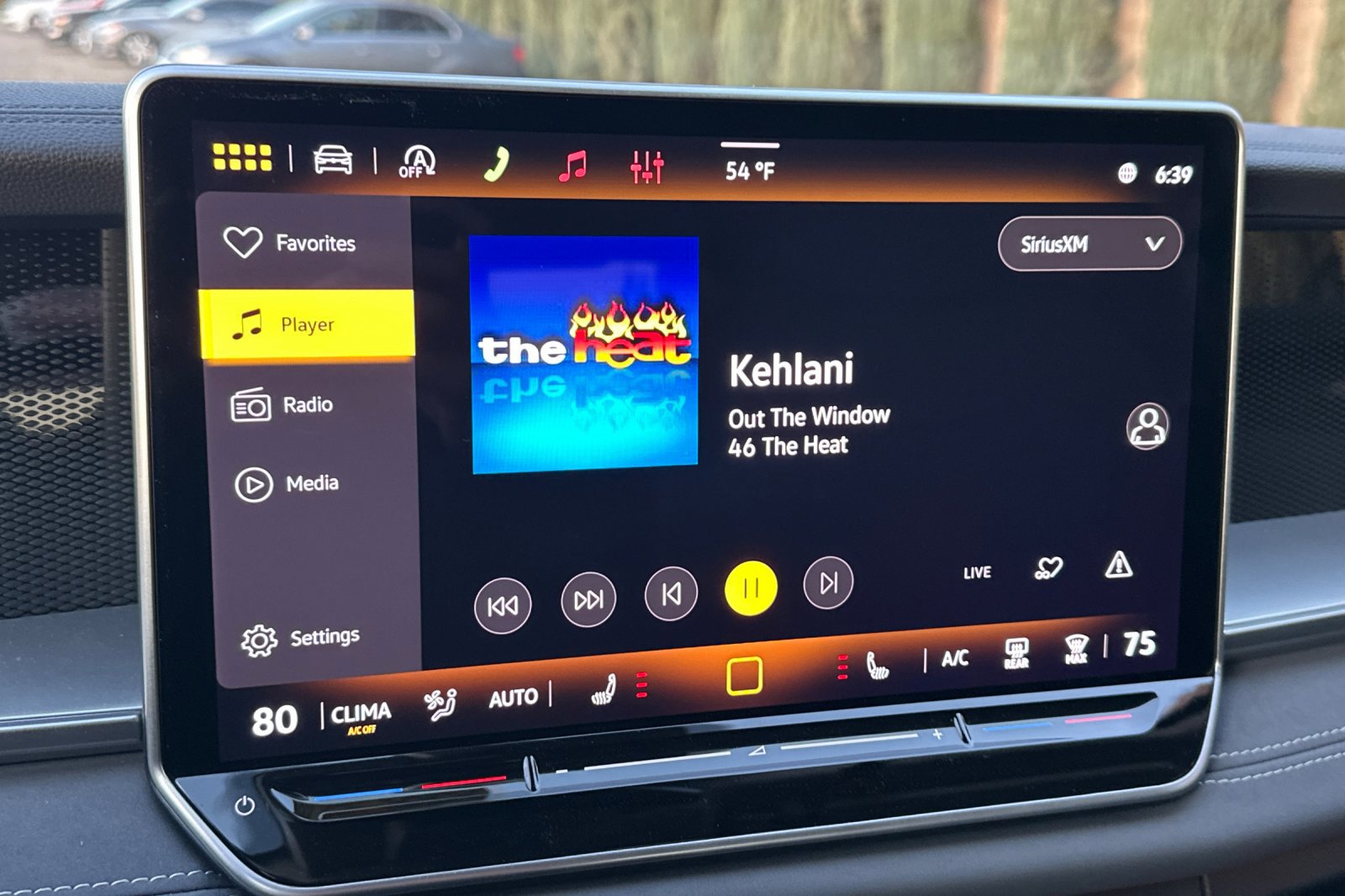 New 2026 Volkswagen Tiguan SE image 18